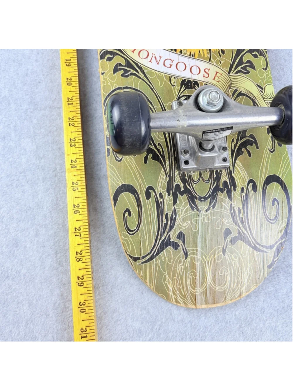 MONGOOSE Sabertooth Tiger Skull Double Kick Skateboard 30” Complete Green